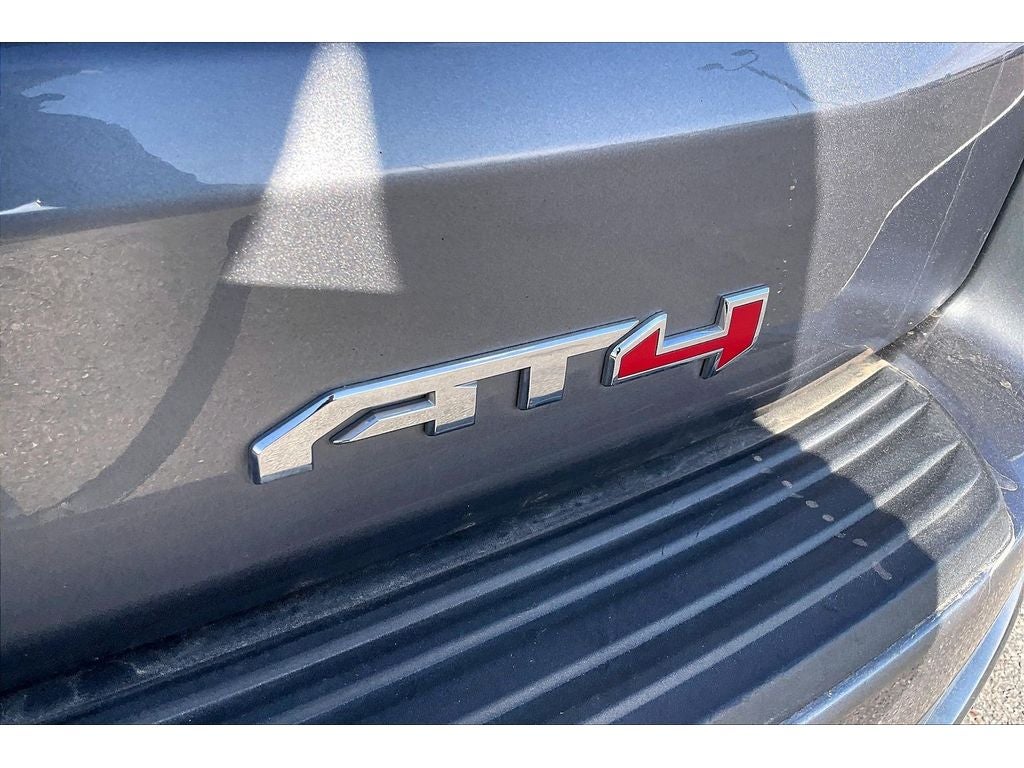 2022 GMC Yukon XL AT4