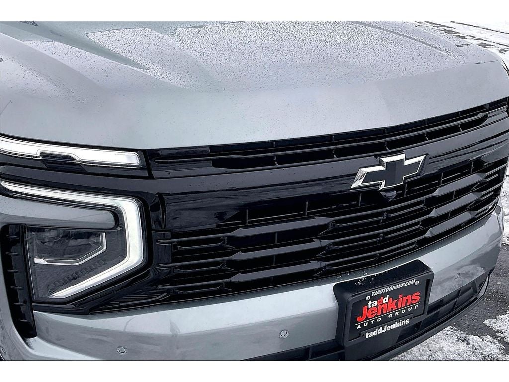 2025 Chevrolet Suburban RST