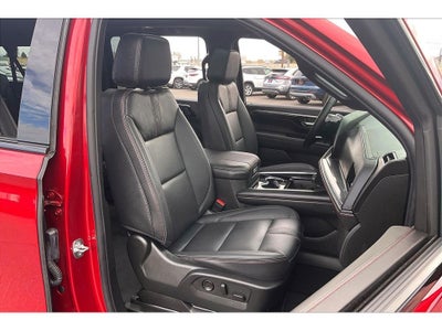 2025 Chevrolet Suburban RST