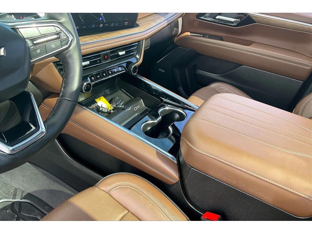 2025 Chevrolet Suburban High Country