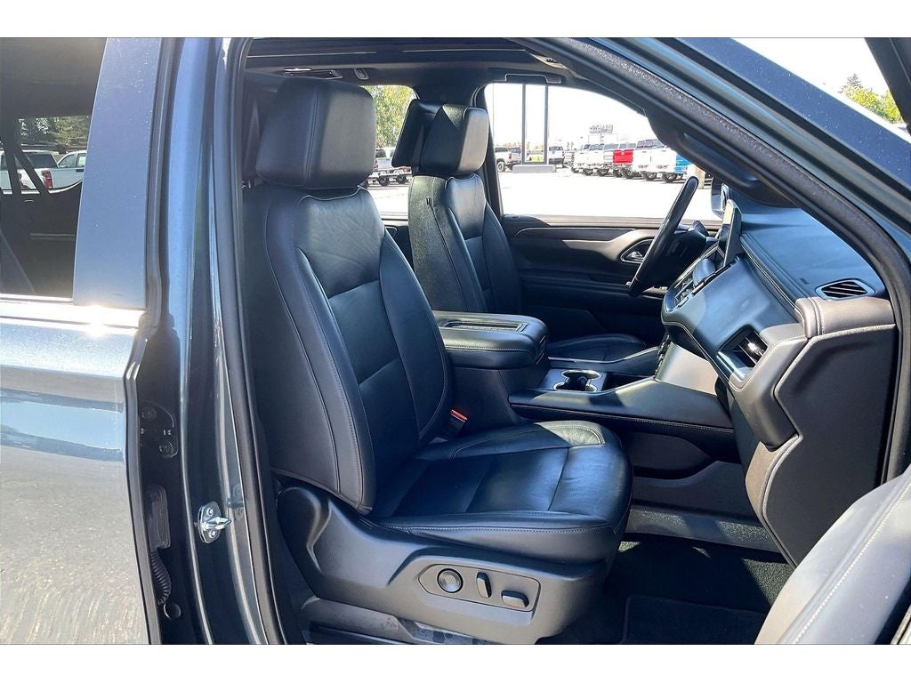 2021 Chevrolet Suburban LT