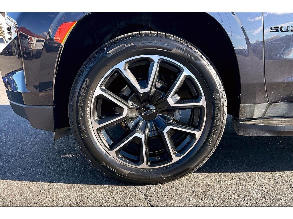 2024 Chevrolet Suburban RST