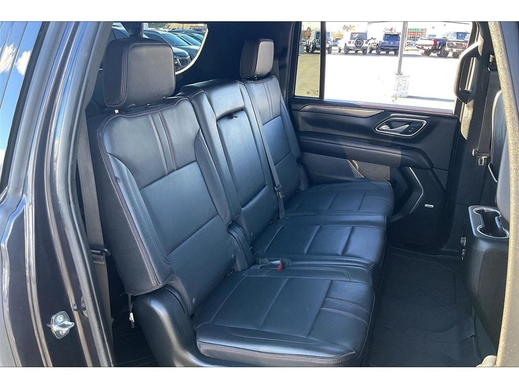 2024 Chevrolet Suburban RST