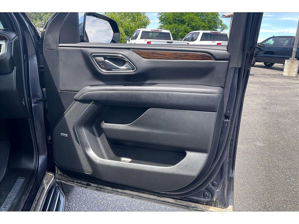 2024 Chevrolet Suburban Premier