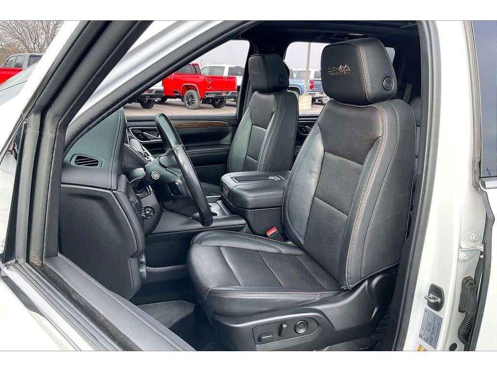 2022 Chevrolet Suburban High Country