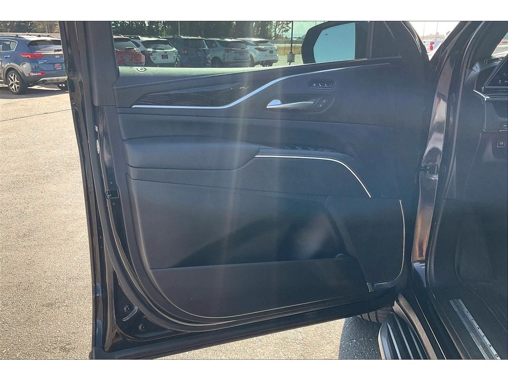 2022 Cadillac Escalade ESV Sport