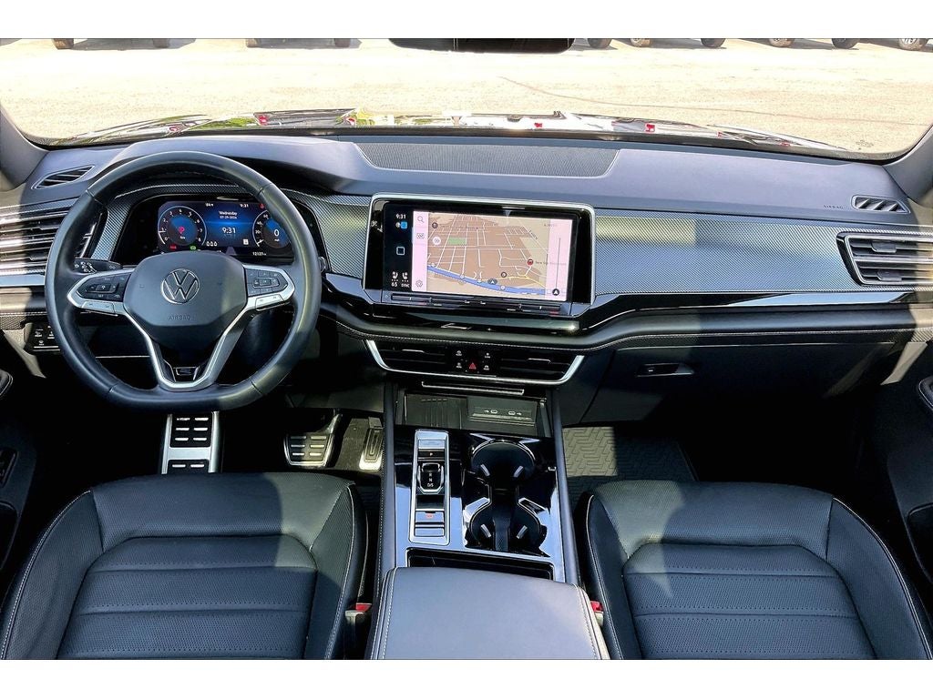 2025 Volkswagen Atlas Cross Sport 2.0T SEL R-Line Black
