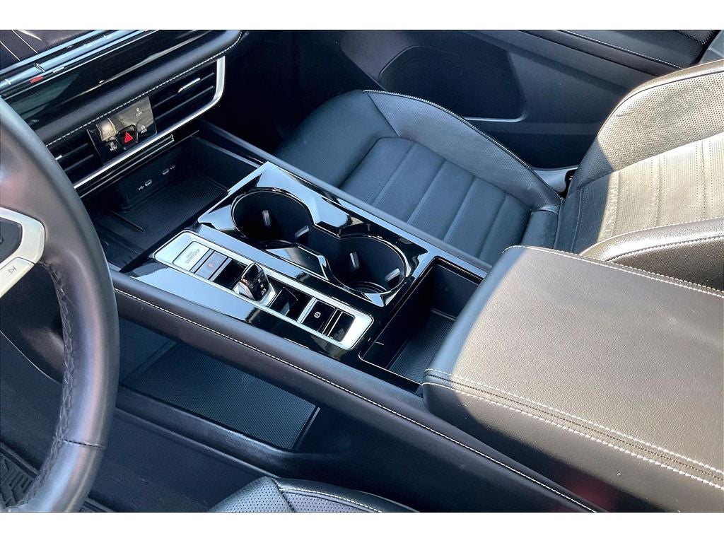 2025 Volkswagen Atlas Cross Sport 2.0T SEL R-Line Black