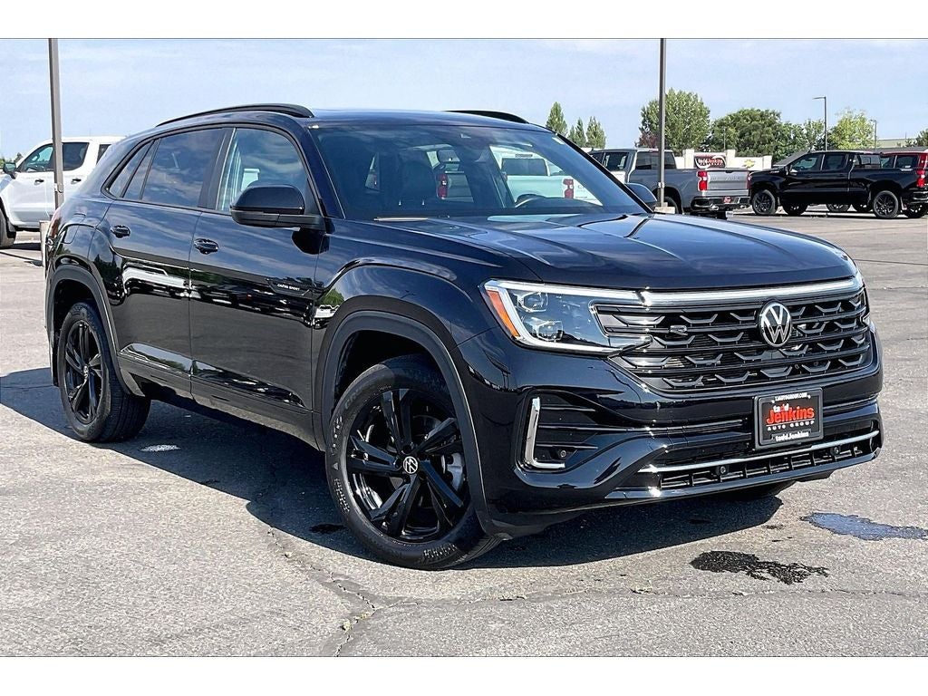 2025 Volkswagen Atlas Cross Sport 2.0T SEL R-Line Black