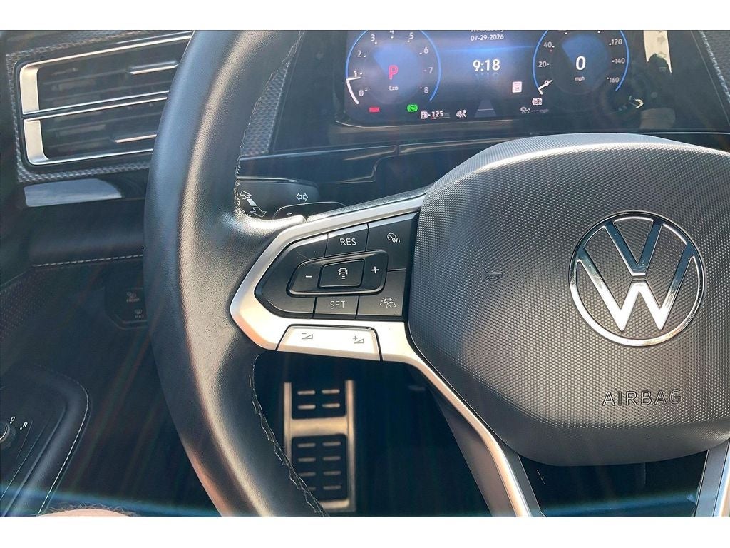 2025 Volkswagen Atlas Cross Sport 2.0T SEL R-Line Black
