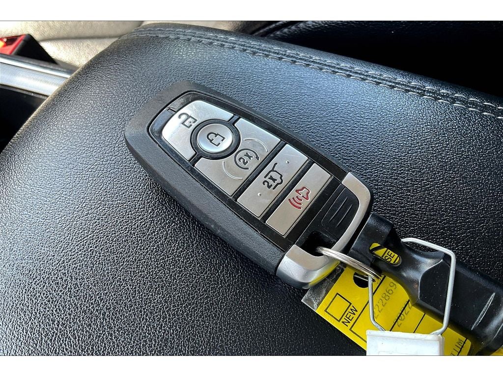 2022 Ford Edge Titanium