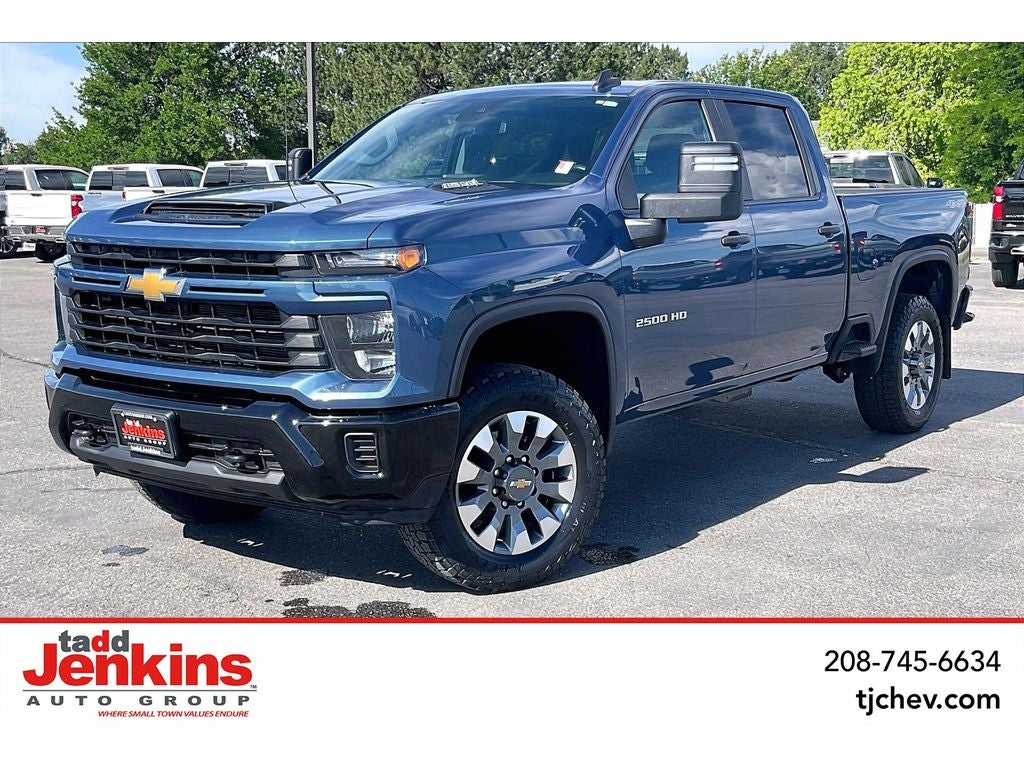 2024 Chevrolet Silverado 2500 HD Custom