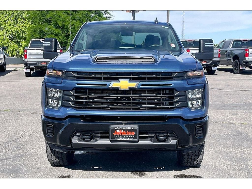 2024 Chevrolet Silverado 2500 HD Custom