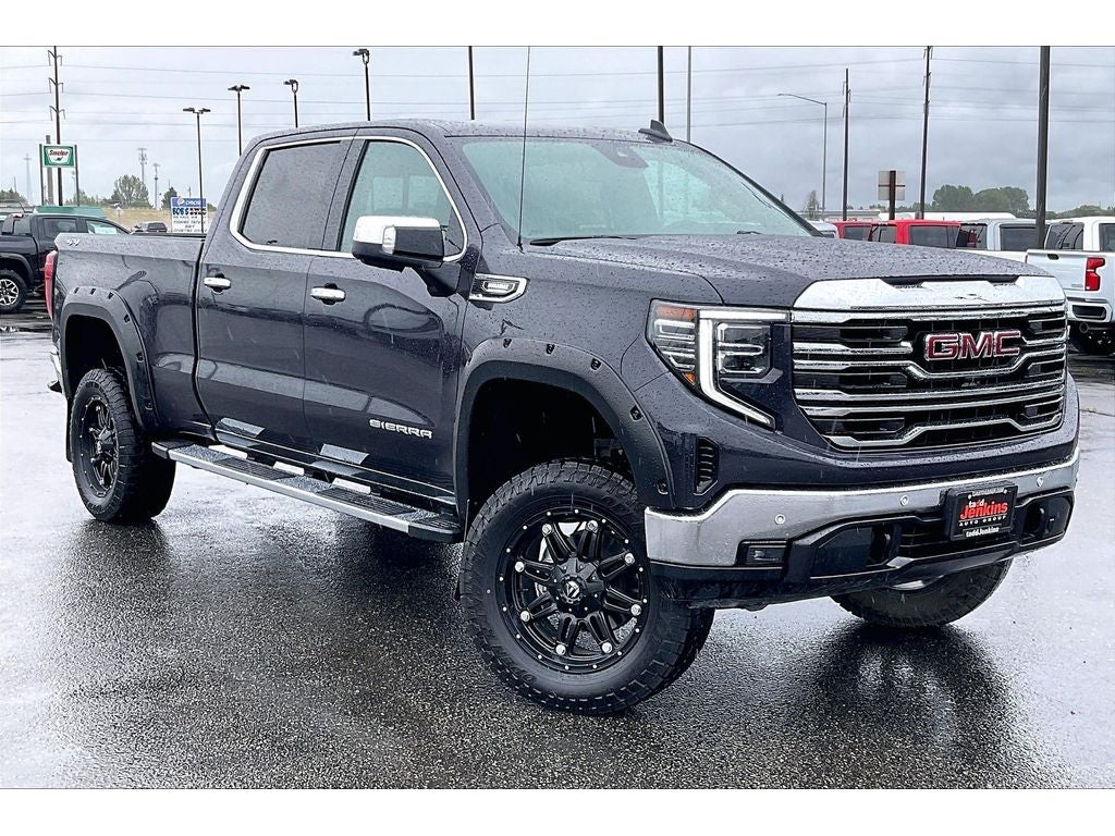 2024 GMC Sierra 1500 SLT