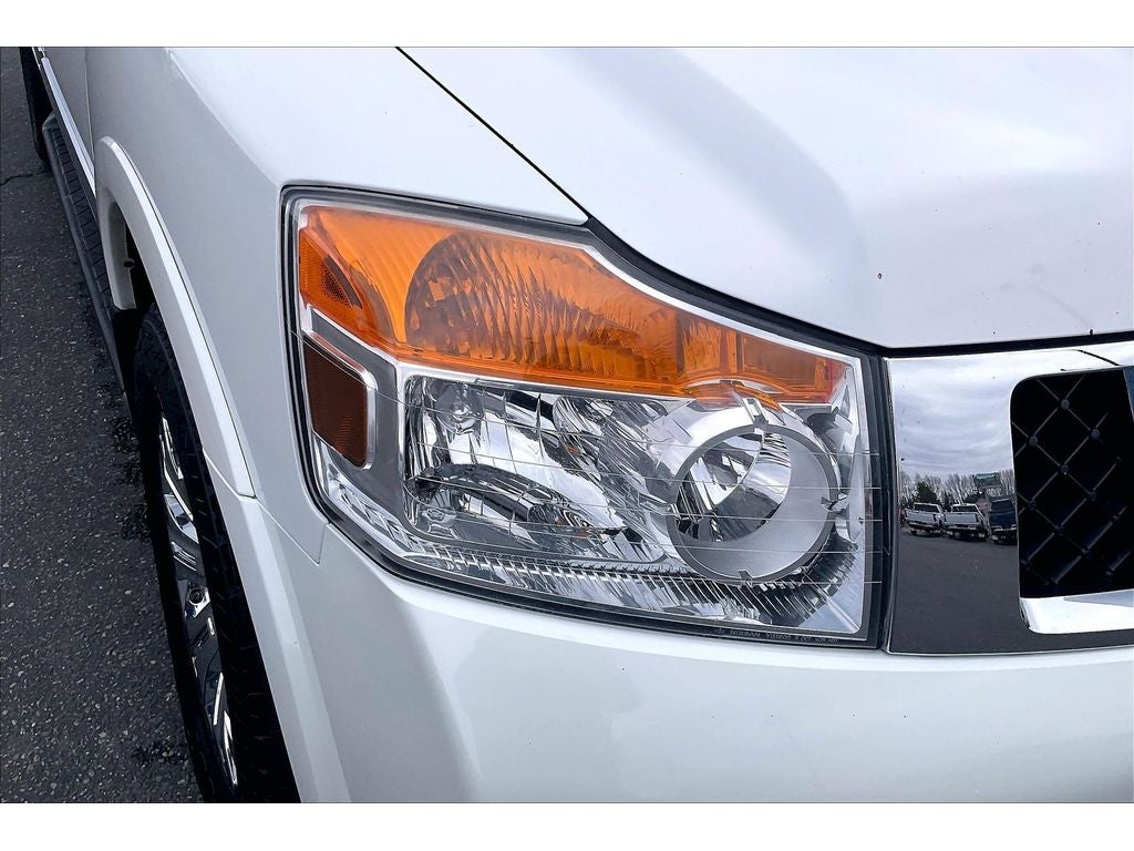 2015 Nissan Armada Platinum