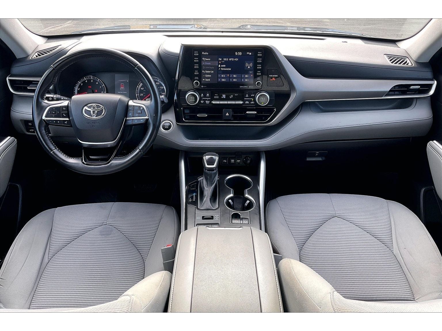 2021 Toyota Highlander L