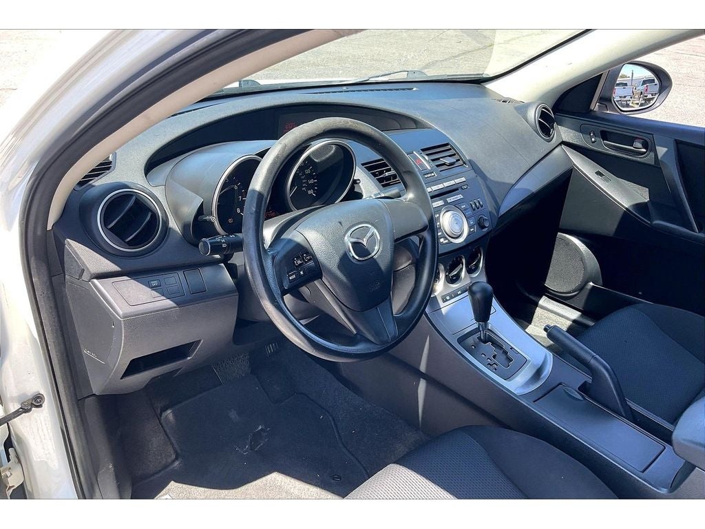 2011 Mazda Mazda3 i Sport