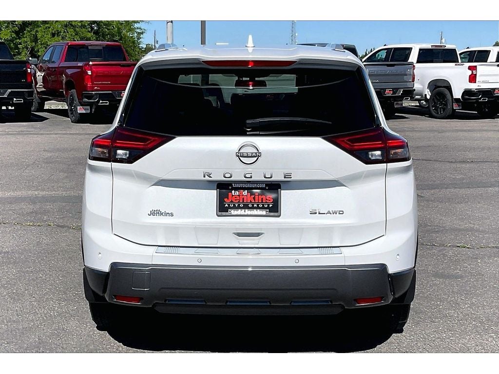 2024 Nissan Rogue SL