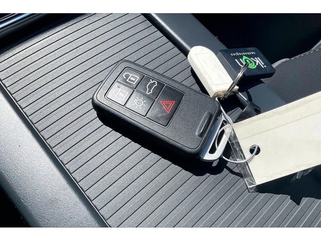 2016 Volvo V60 Cross Country T5