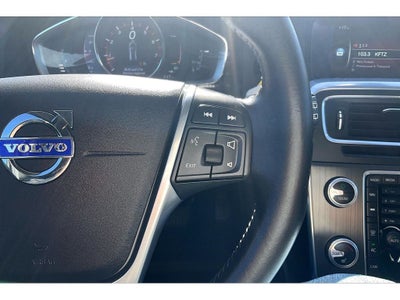 2016 Volvo V60 Cross Country T5