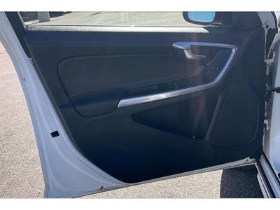 2016 Volvo V60 Cross Country T5